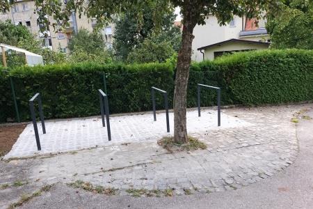 Stojala za kolesa Foto Boštjan Otoničar (8)